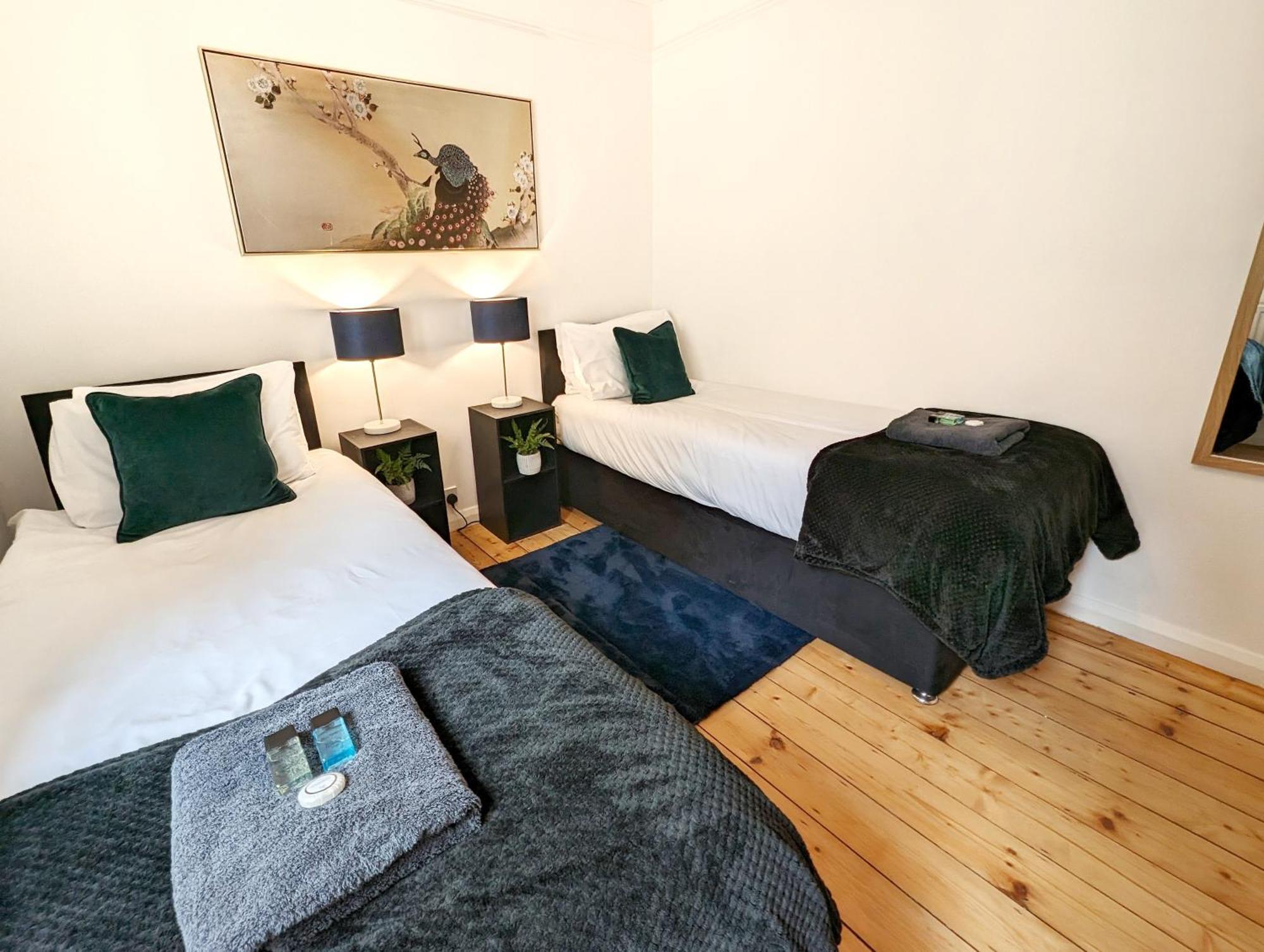 Central Cambridge, Charming 3-Bed House With Free Parking! Luaran gambar